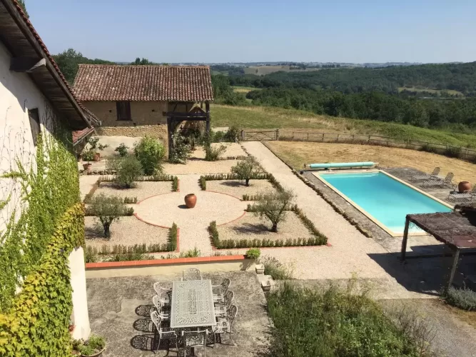 Monlezun, France Country Estate, Manoir, Retreat, holiday lets, 6 hectares, equestrian property 