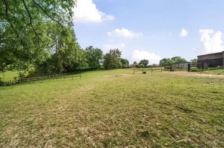 Rustall, Tunbridge Wells, Equestrian Property, land, stables