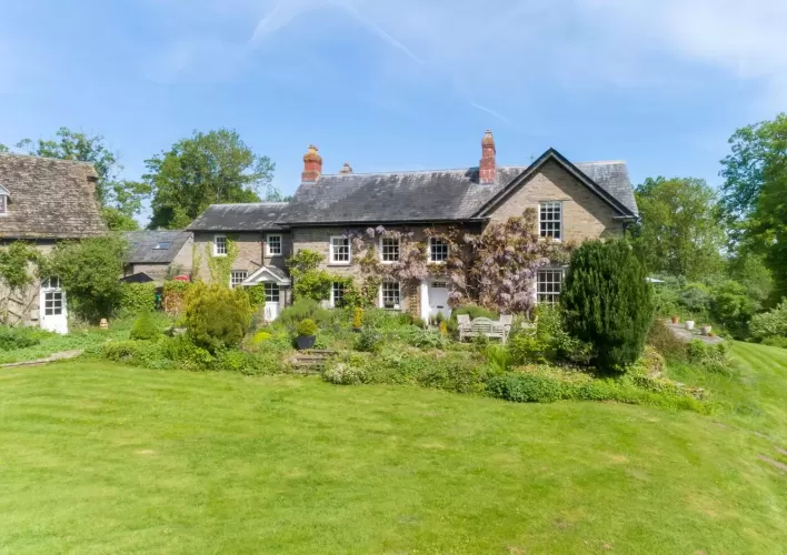 Georgian House, holiday lets, 13 acres, Brecon