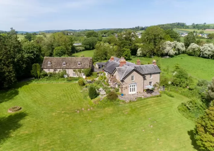 Georgian House, holiday lets, 13 acres, Brecon