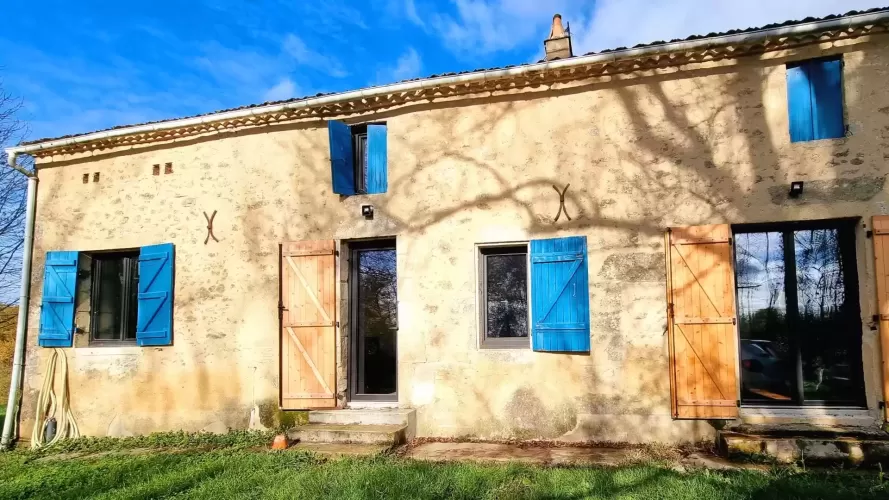 Eco Property, Farmhouse, Multi Generational Living, 7 hectares, property with land, equestrian property, farmhouse, smallholding,Sauveterre-de-Guyenne, France