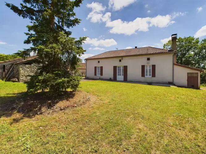 Smallholding, Equestrian property,  2 hectares, land, plantation, pasture, Monflanquin,  France, 