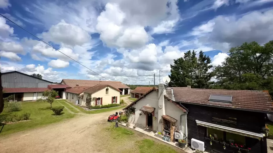 Farm Estate, holiday lets, multi-generational living, land, stables, shop  Creuse France