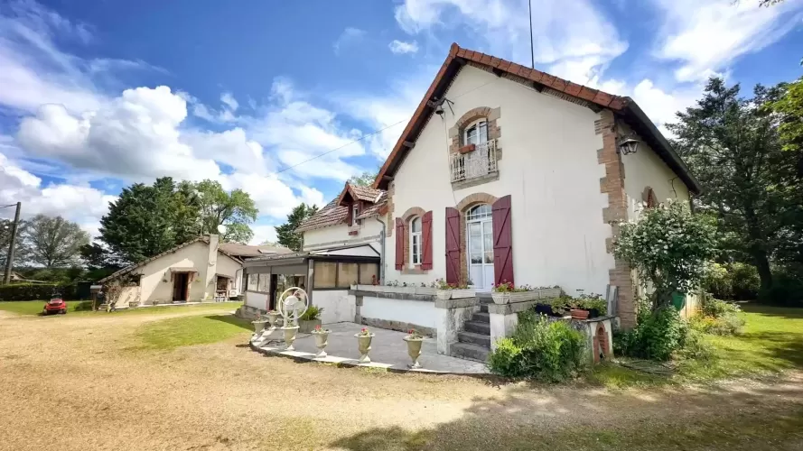 Farm Estate, holiday lets, multi-generational living, land, stables, shop  Creuse France