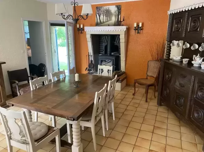 3-bed Farmhouse, 3-bed Cottage, Pons, Charente-Maritime, multi-generational, holiday cottage, annexe, 