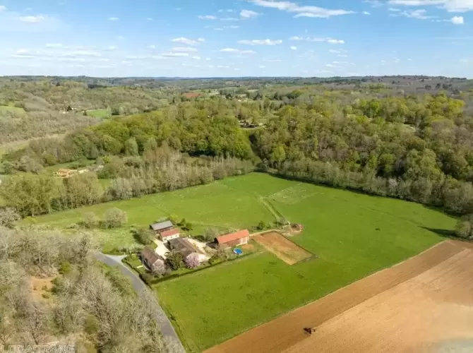 4-bed, Equestrian Property, holiday lets, multi-generational living, pool, stables, 6 hectares, off-road riding, monpazier, belves, perigord, dordogne