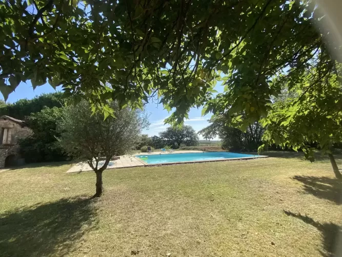 Quercy Estate,  27 hectares, pool , nr Cahors