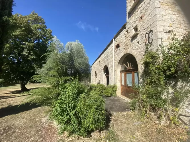 Quercy Estate,  27 hectares, pool , nr Cahors