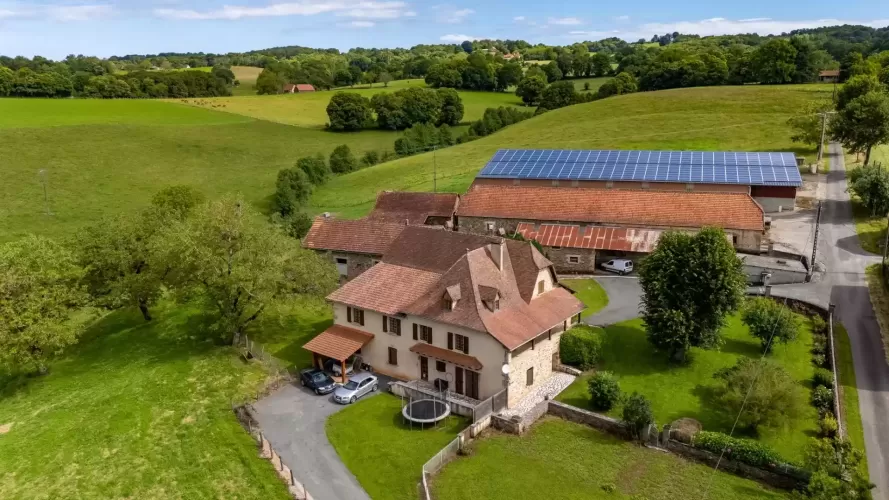 Lacapelle-Marival, France, Rural Property with land,12 Hectares, Solar Panels