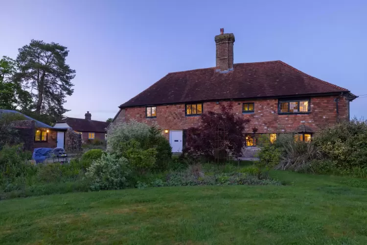 Historic 5-bed farmhouse, annexe, 14 acres, High Hurstwood, airbnb, glamping, multi-generational living