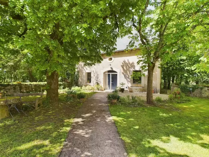 Château, Country Estate, with Gites,  pool, 5ha land,  escapte to the chateau, chateau sisters, lot, france, french chateau, Aveyron