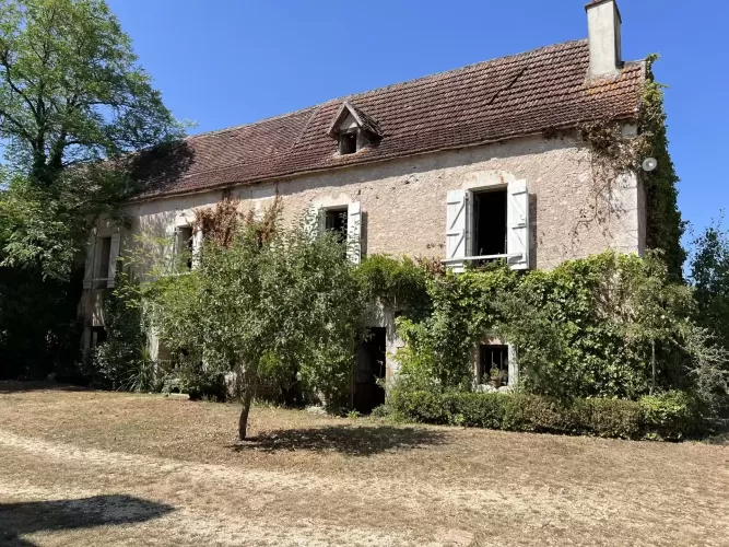 Manorial farm, manor house, 31 hectares of land, Cajarc,, France Country Estate,  Manor House, Manoir