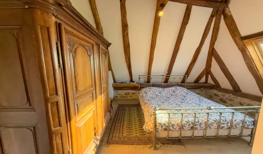 Thiviers, Dordogne, 24800, France1296