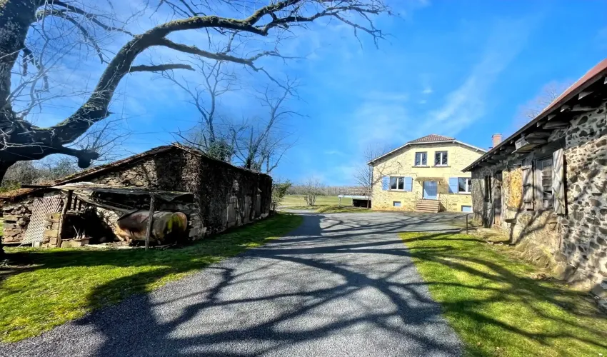 renovated family home, equestrian property France, property with land Dordogne, house with lake, rural property France, property with outbuildings, south facing terrace, property with views, French countryside home, property with potential, house with barn, property with stables, property with fishing lake, house with sous-sol, property with grazing land, Saint-Mesmin property, Dordogne real estate, French property for sale, house with woodland, property with development potential