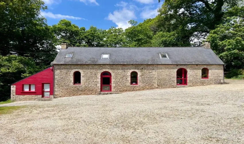 Brittany property for sale, Morbihan farmhouse, renovated Breton farmhouse, property with land Brittany, stone buildings Brittany, Le Faouët real estate, rural estate France, tourism project property France, gîtes and events property, French countryside home, farmhouse with outbuildings, 8 hectare property Brittany, commercial potential property France, character property Morbihan, historic buildings for sale France