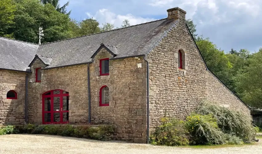 Brittany property for sale, Morbihan farmhouse, renovated Breton farmhouse, property with land Brittany, stone buildings Brittany, Le Faouët real estate, rural estate France, tourism project property France, gîtes and events property, French countryside home, farmhouse with outbuildings, 8 hectare property Brittany, commercial potential property France, character property Morbihan, historic buildings for sale France