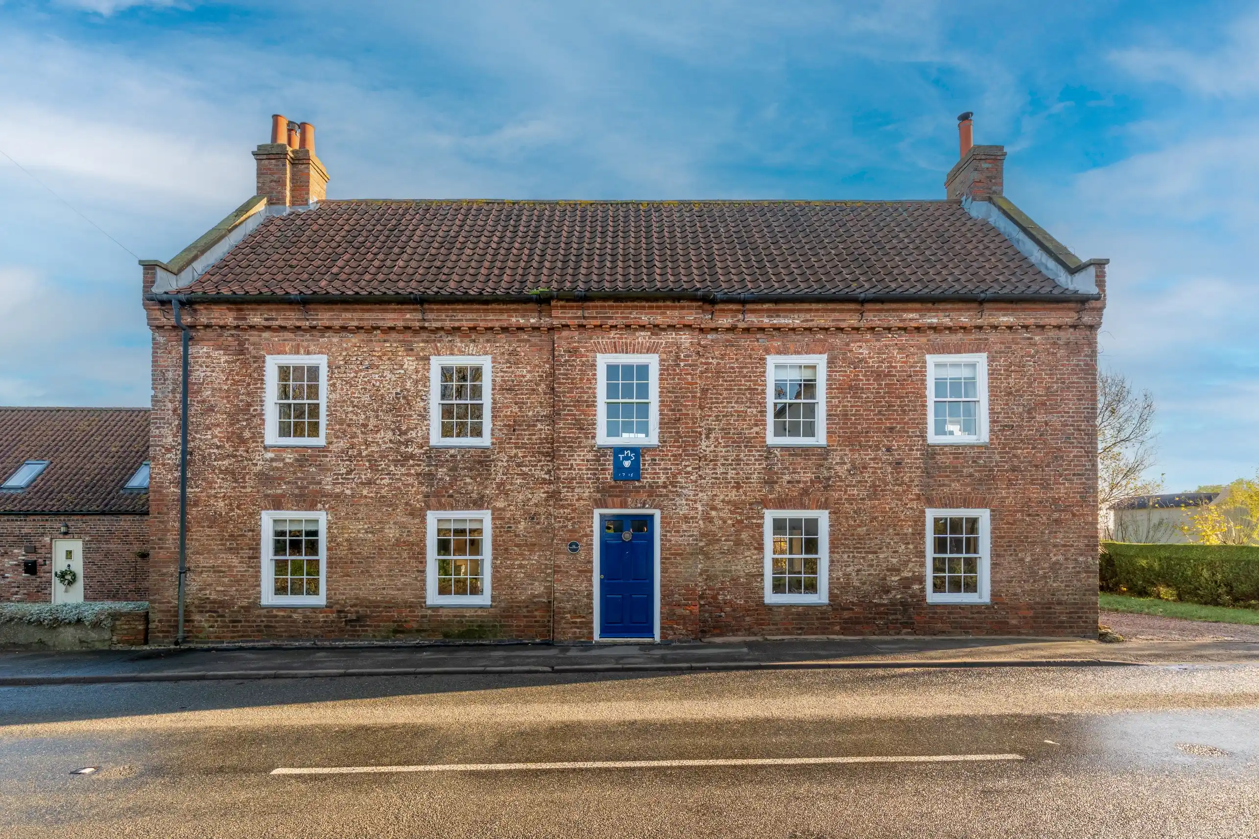 4 Bedroom Georgian Home with Walled Garden