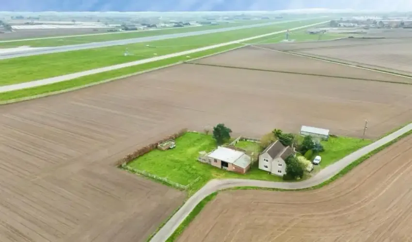 Rural Property with landLN4 4RT, United KingdomFor Sale