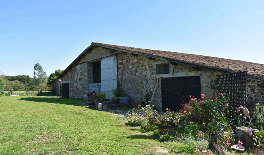 Rural Property with landVasles, Deux-Sèvres, 79340, FranceFor Sale