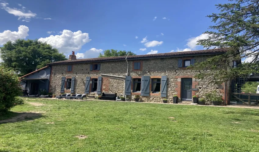 Rural Property with landVasles, Deux-Sèvres, 79340, FranceFor Sale