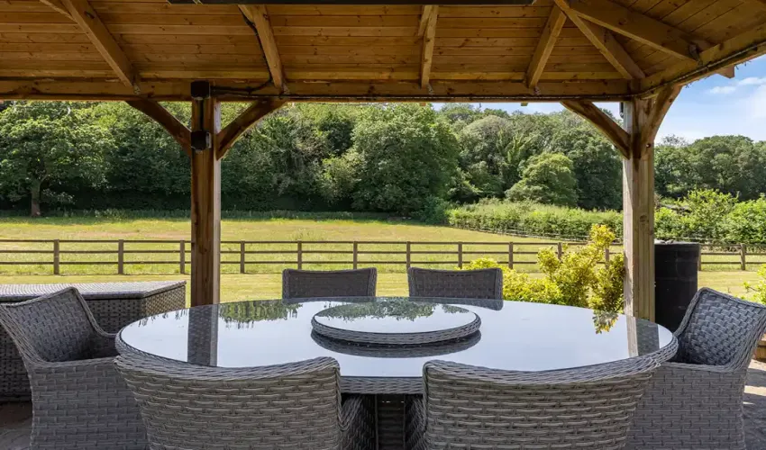 Rural Property with landBighton, SO24 9SG, United KingdomFor Sale